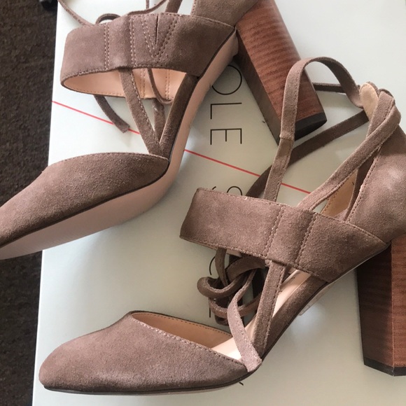 Sole Society Isabeli Pump in Taupe - Picture 7 of 7